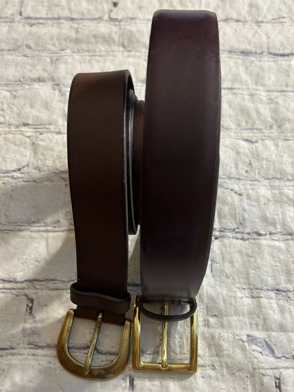 EDDIE BAUER VTG BROWN GOLD TONE BUCKLE XL & BROWN LEATHER GOLD TONE BUCKLE 42